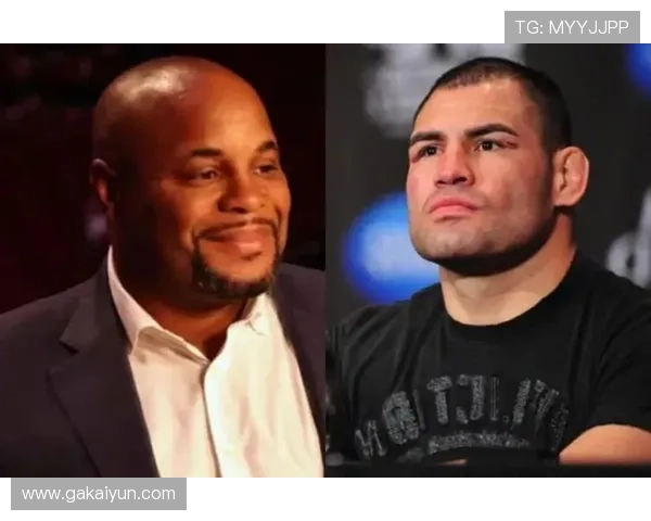 丹尼尔·科米尔在国际比赛中的精彩表现与战术分析